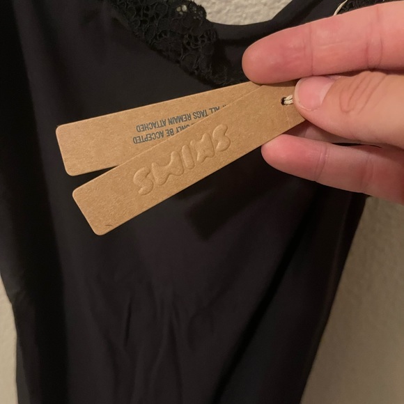 BRAND NEW SKIMS! Lace slip dress in black size M - Picture 5 of 6